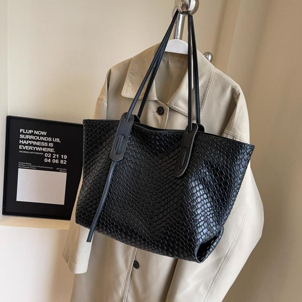Fashion handbag women's spring and summer new product retro rhombus woven shoulder large capacity versatile tote bag