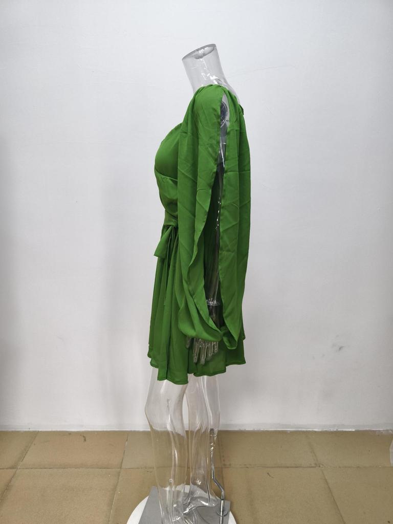 Spring 2026 Women's V-Neck Elegant Solid Pleated Dress - European & American Style