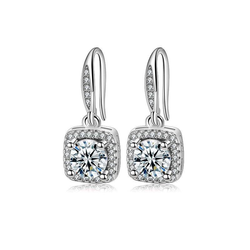Elegante 1 Karat quadratische Ohrstecker für Damen Modischer Zargenfassung Ohrschmuck Schicke und zarte Accessoires