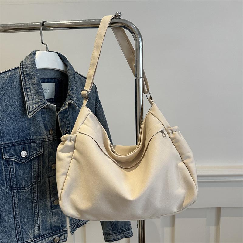 

Large capacity handbag women s 2025 new casual Oxford spinning tote bag niche fashion simple trendy canvas bag белый