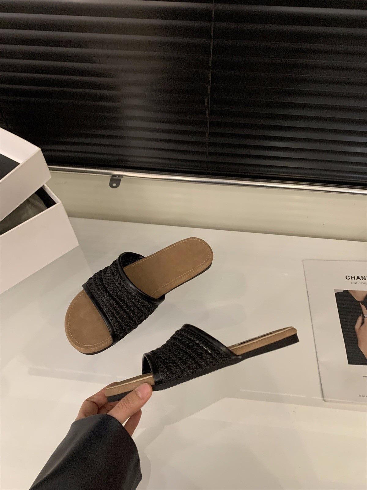 

Vintage woven Roman style holiday sandals slippers women s shoes wear 2025 summer flat beach sandals 35