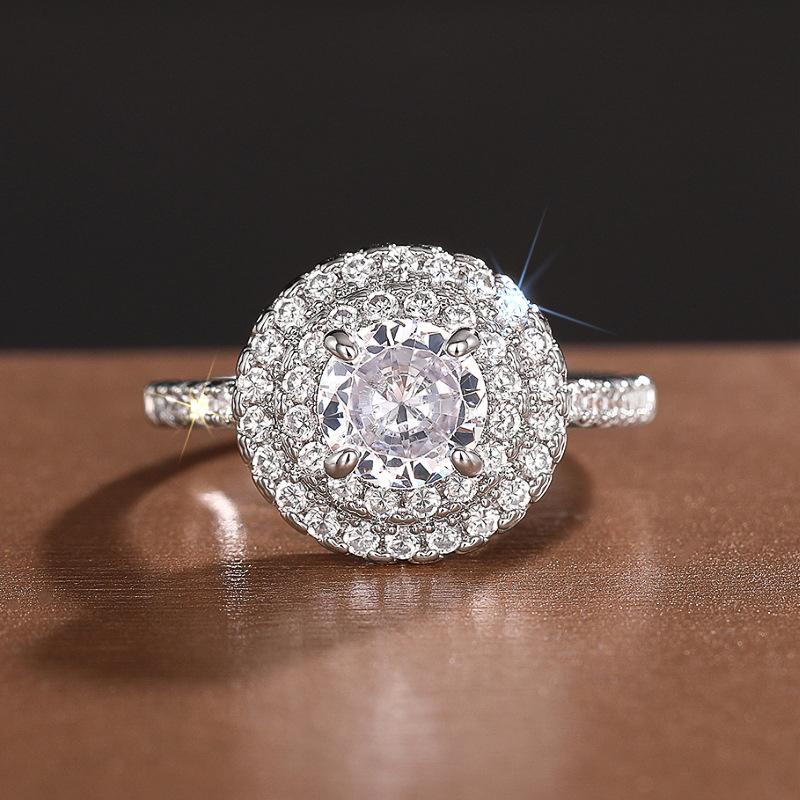 Light Luxury High-End Single Ring Woman, Lady Elegant Temperament Ring, Fashionable And Shiny Design Sense