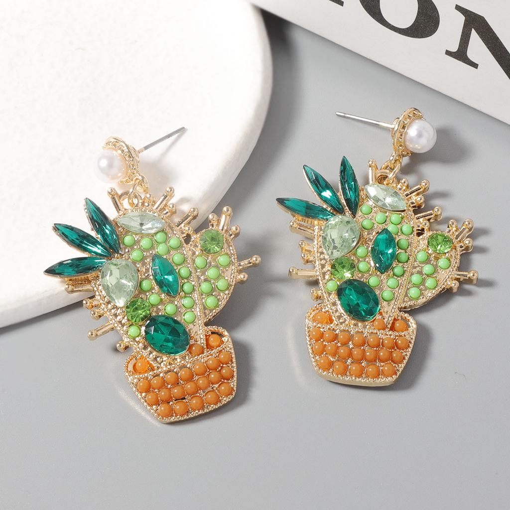 Personality, creative design, cartoon version, cute zircon imitation pearl green cactus earrings, earrings.