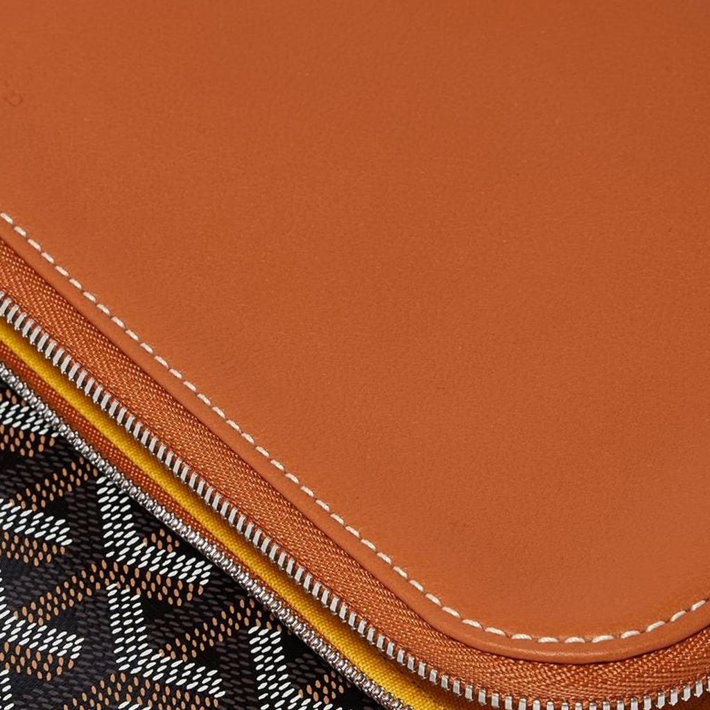 Goyard Sainte-Marie Monogrammed Flap Design Canvas And Leather Clutch Bag Medium Unisex clutch bag Brown STMARIMMLTY-01CL03P