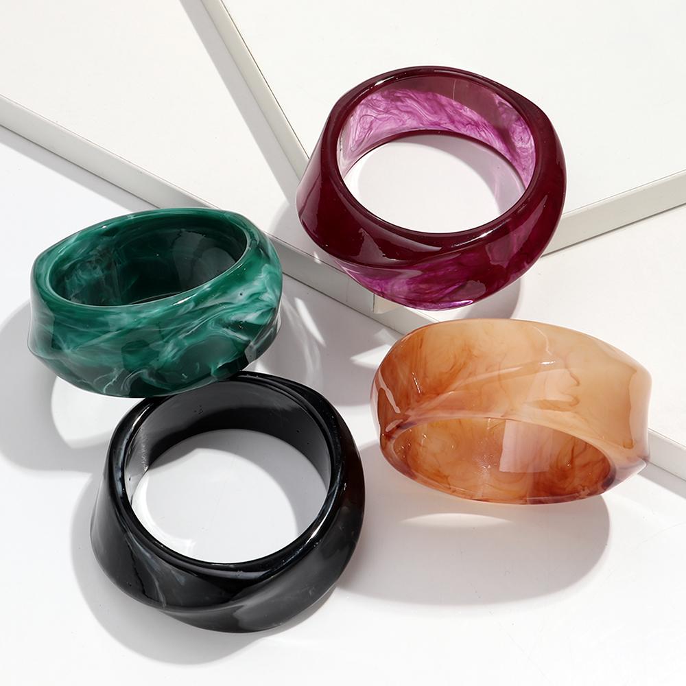 Trendy Thick Acrylic Irregular Bangle for Women Retro Dual Color Geometric Wide Cuff Bracelets Boho Fashion Jewelry Gift