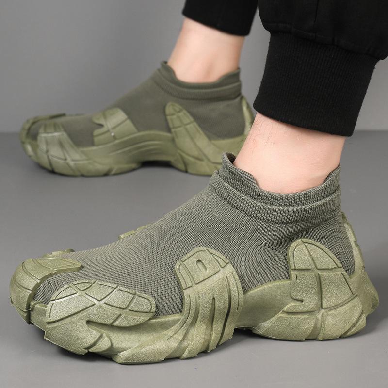 Spring new parent-child shoes fashionable versatile couple sports casual shoes women's flying woven breathable soft-soled socks shoes