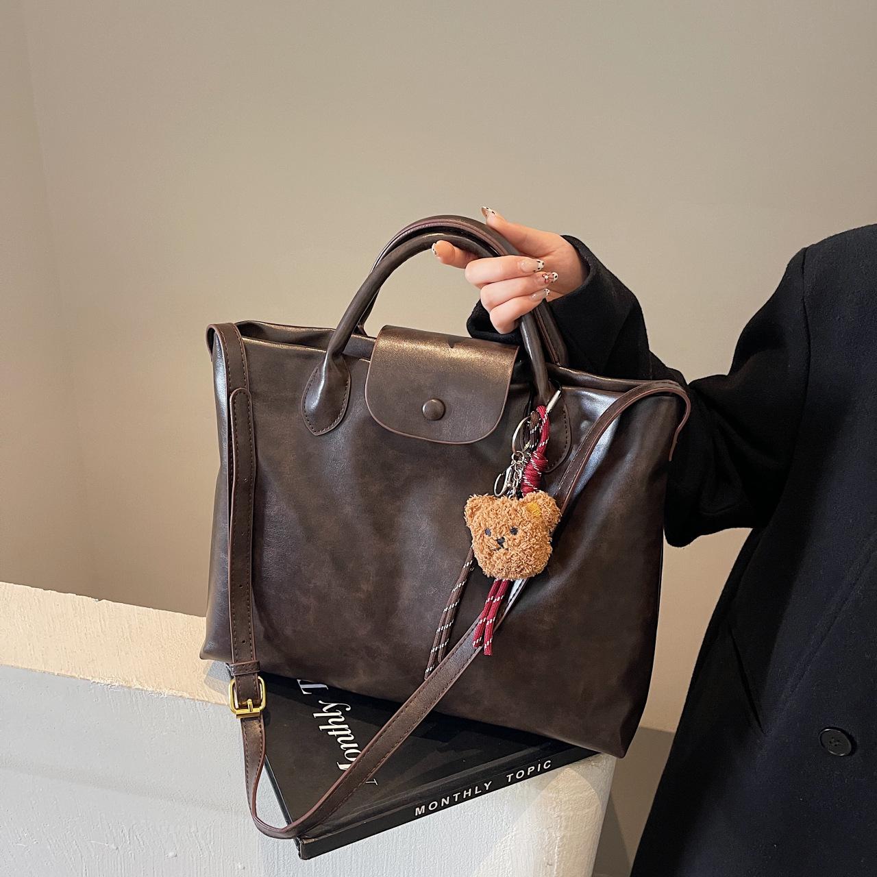 

Women s Large Retro Tote Bag - New Fashion Crossbody and Underarm Handbag No Pendant коричневый