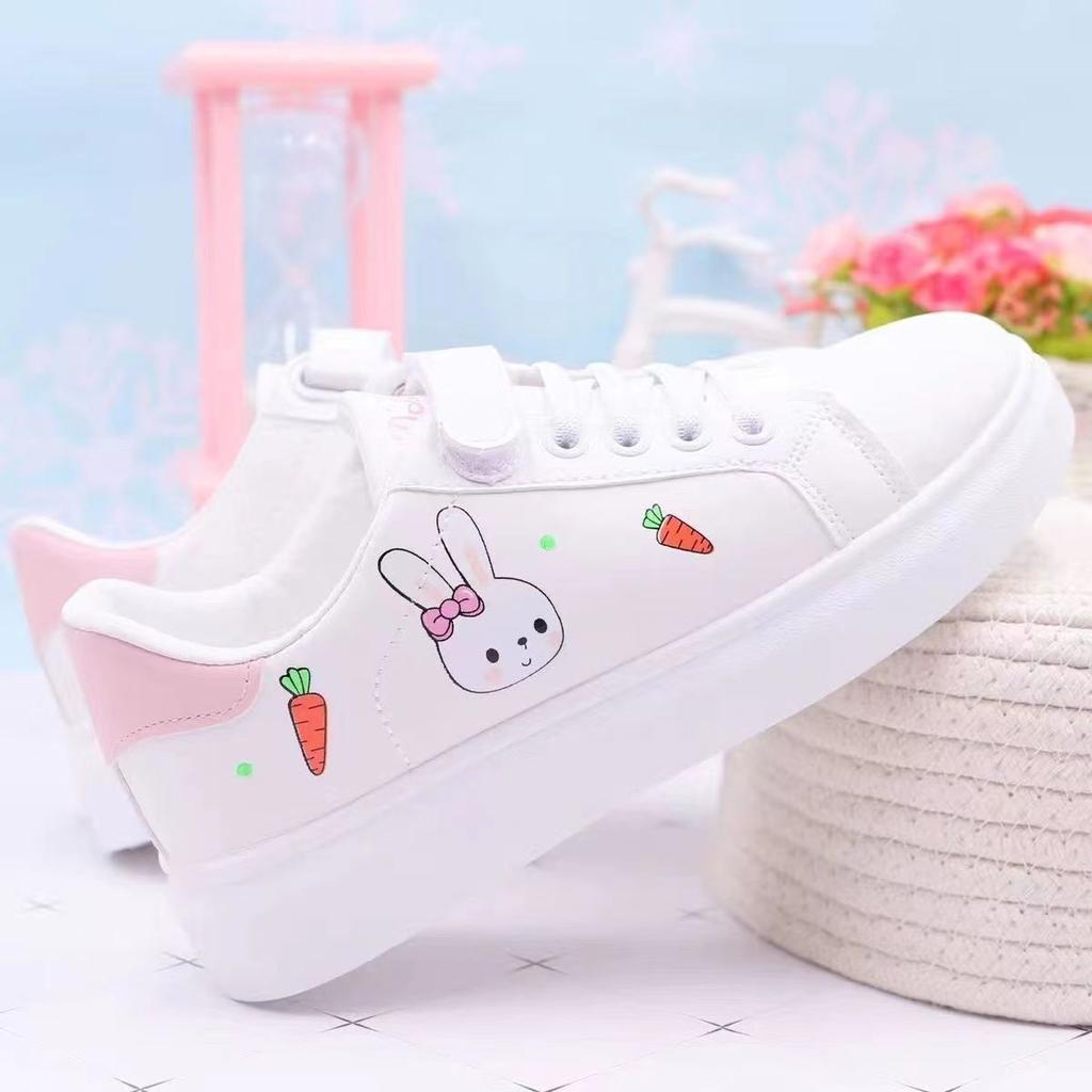 Girls' Sports Shoes New Summer White Shoes Breathable Leather Panel Shoes for Older Children Students Flat Running Shoes