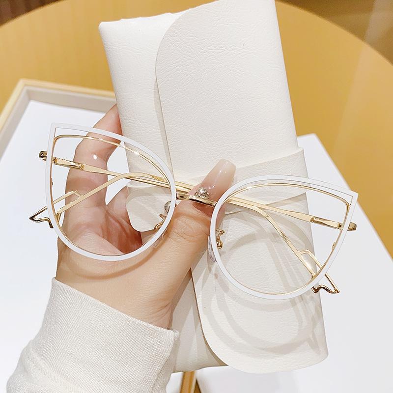 Oversized Cat Eye Eyeglasses for Women Anti Blue Light Blocking Optical Eyeglasses Trendy Sweet Retro Decor Eyewear