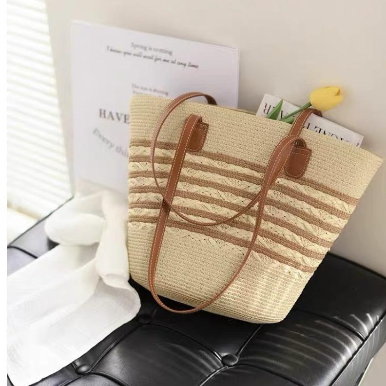 Beach Vacation Straw Bag New Shoulder Bag Summer Straw Tote Bag Large Capacity Portable Woven Bag
