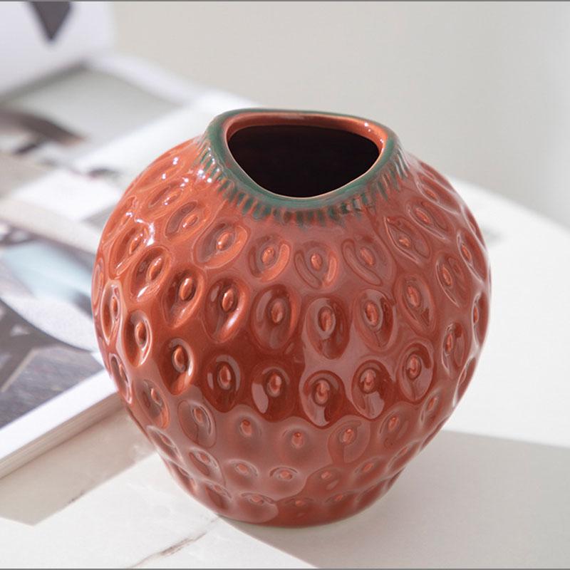 Rote Erdbeer-Keramikvase Abstrakte Kunst Hydroponische Blumendekoration Wohnzimmer Esstisch Obst-Keramikvase Heimdekoration