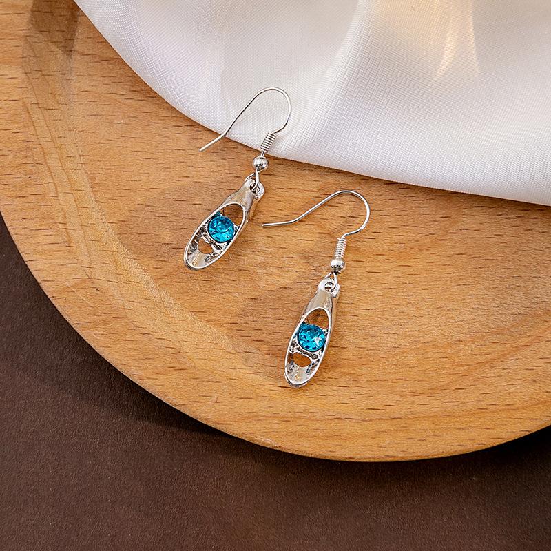 

Retro Ethnic Style Opal Earrings, Court Style Bohemian Water Drop Ear Buckle Love Earrings