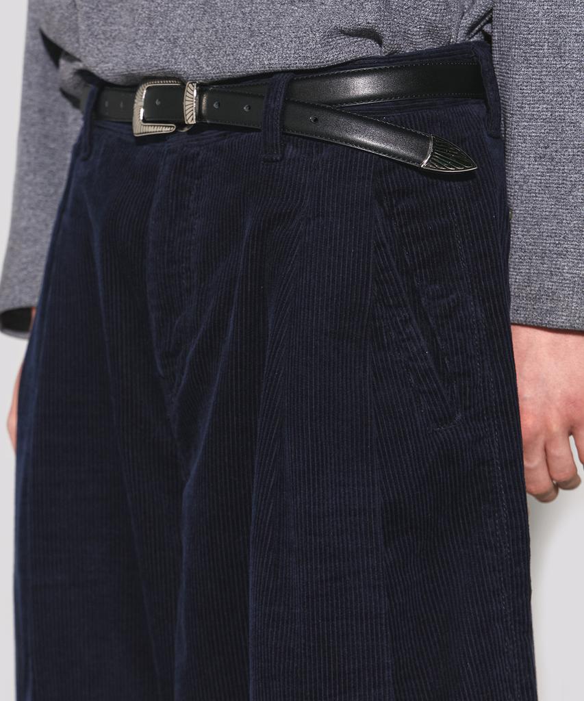 Weseullihyuseuteon Corduroy Deep Tuck Semi Balloon Pants Dark Navy