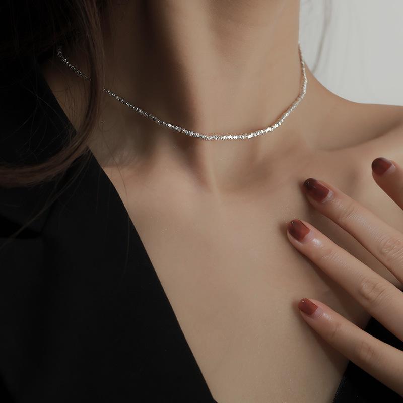 Spring broken necklace female Korean collarbone chain light luxury niche design