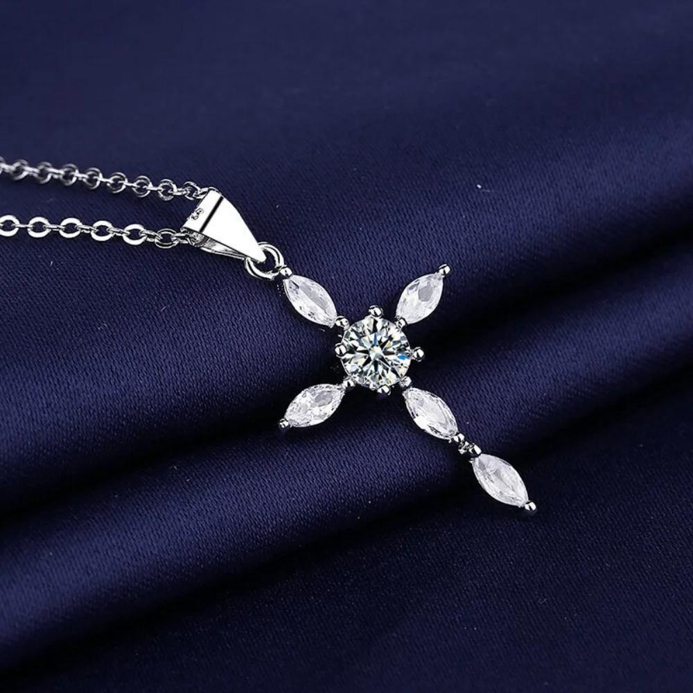 925 Sterling Silver Simple Fashion Cross Love Pendant Zircon Necklace Birthday Anniversary Party Gift