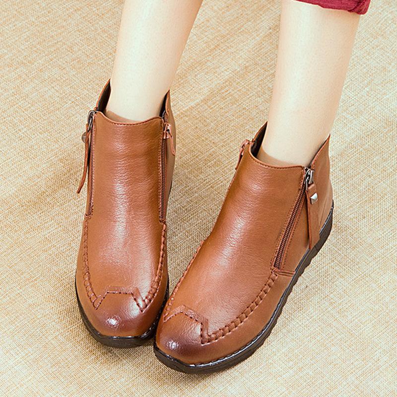 Modne zimowe botki ze skóry naturalnej Ręcznie robione Damskie buty na platformie Wygodne codzienne mokasyny Botki z zamkiem z boku Damskie buty
