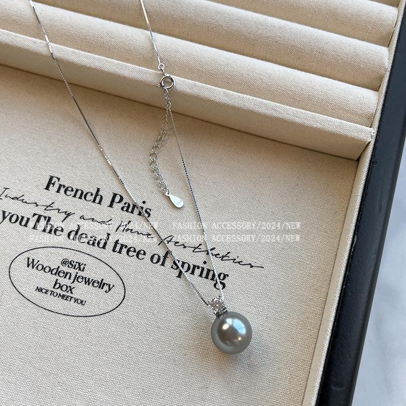 Xiao Xiangfeng Pearl Earrings & Zircon Pendant Necklace Set for Women - Hemp Gray, White, 5A Grade