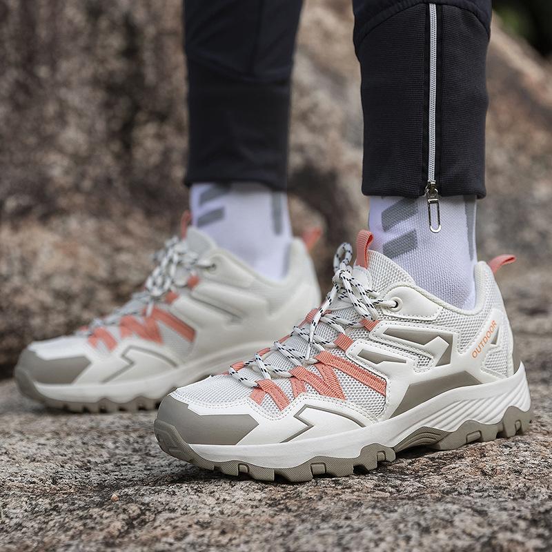 Men's Outdoor Hiking Shoes Hiking Off-road Mesh Breathable Wear-resistant Non-slip Size 36-46 Couple Sneakers