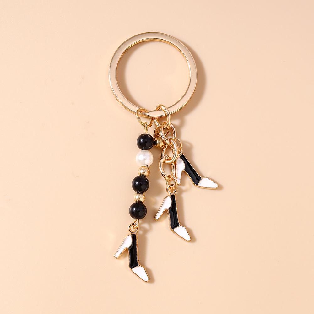 Delicate Crystal Musical Keychain Women Girls Pearl Beaded Key Ring Pendant for Handbag Decor DIY Jewelry Gifts