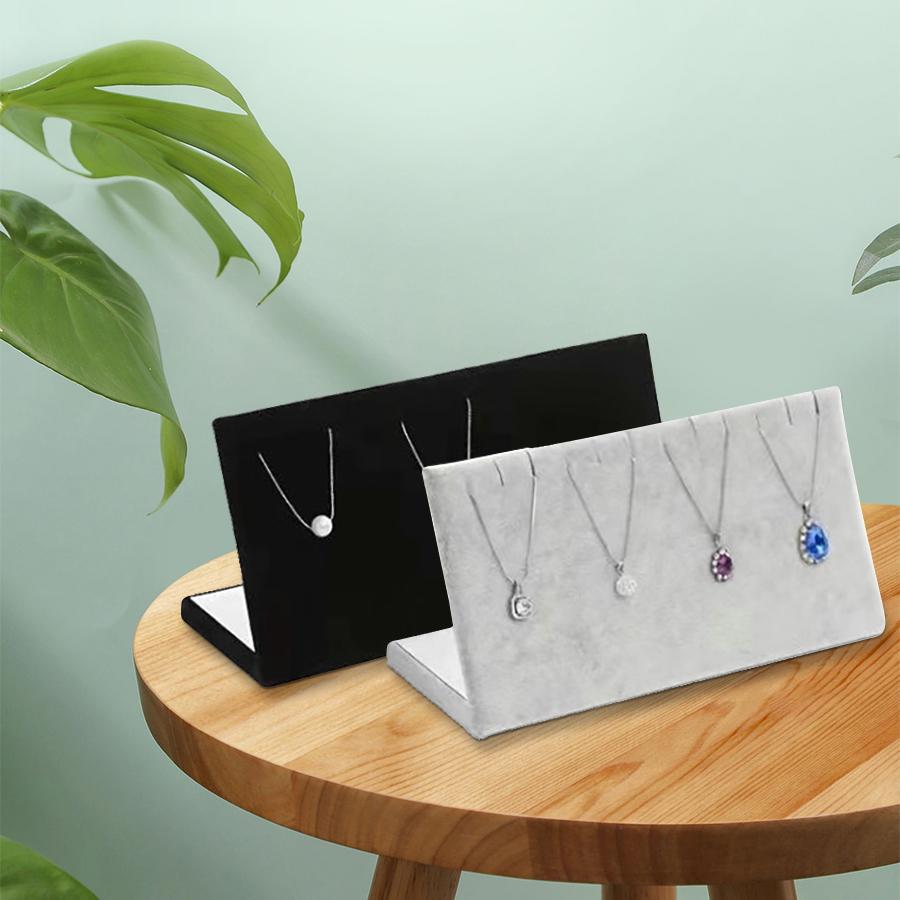 L-förmiger Halsketten-Präsentationsständer, L-förmiger Halsketten-Präsentationsständer aus schwarzem Plüsch