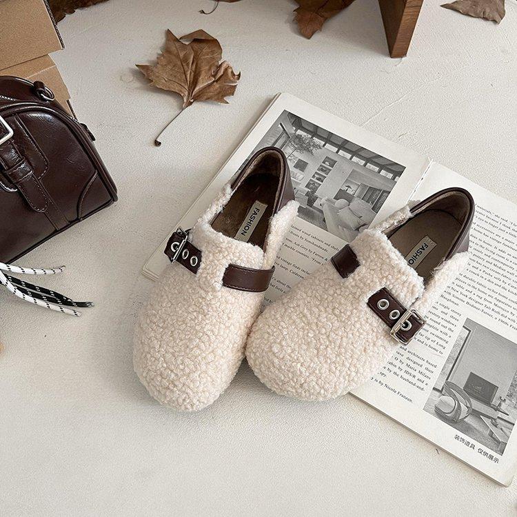 

Mao Mao shoes women s winter wear 2025 new Korean version one-pedal loafers retro plush flat beanie shoes 40