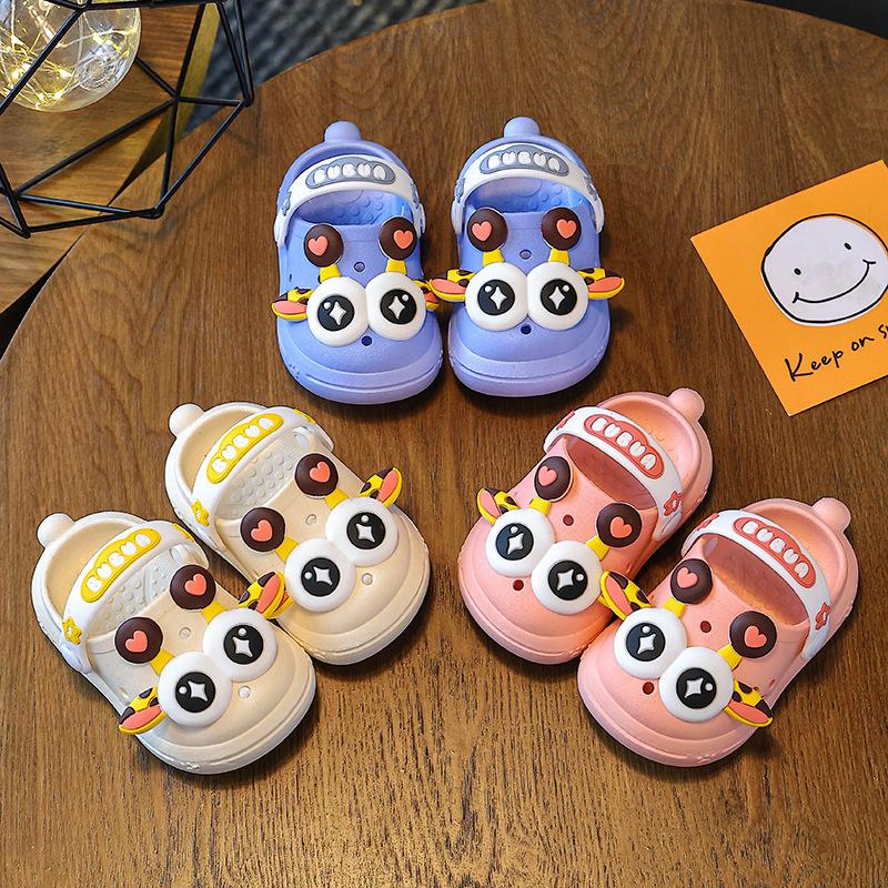 Girls Soft Sole Clogs Summer Indoor Non Slip Silent Bathroom Slippers Comfortable Cloud Feel Home Shoes For Kids