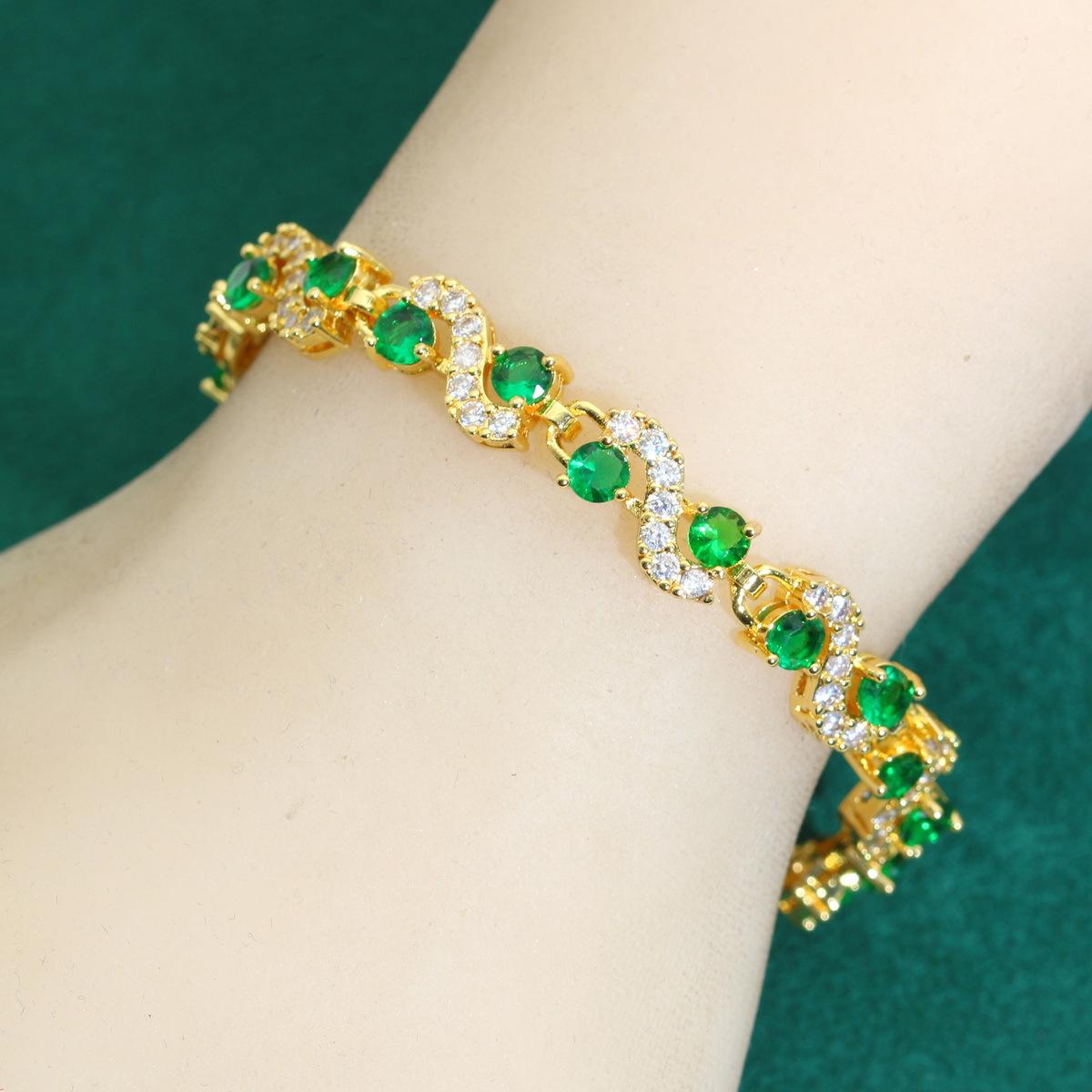 

Корейская версия корейских ювелирных изделий Корейская версия модного позолоченного браслета из циркония 18 карат Подарки для женщин