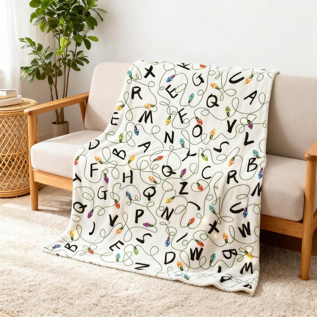 Cute Cartoon Prints Flannel Blanket Throw Blanket