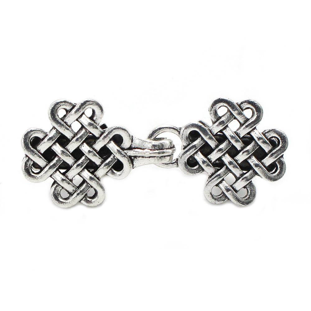 Vintage Double Buckle Sweater Clip - Fashion Hollowed Waist & Scarf Accessory for Women