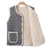 Mothers Add Velvet Vest Sleeveless Vest for Comfort and Warmth. New Western Style Cotton-padded Jacket Autumn and Winter Clothes.
