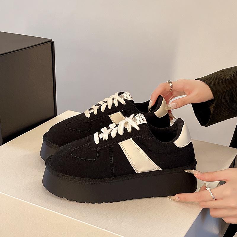 

Retro platform German training shoes women s 2025 autumn new versatile comfortable trend fashion super fire casual comfortable board shoes 35 чёрный