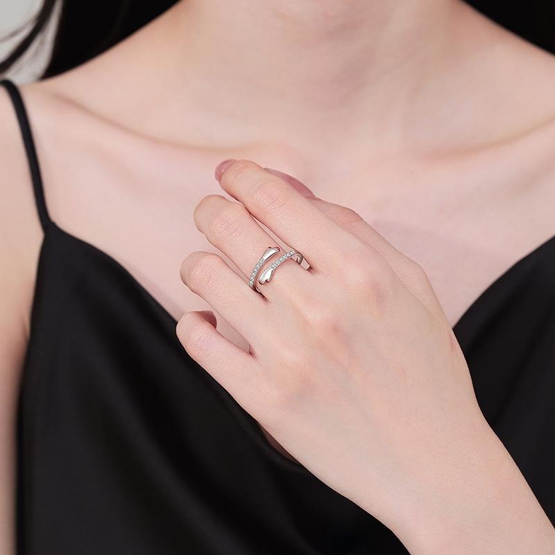2025 Korean Style Adjustable Zircon Hug of Love Minimalist Women's Ring