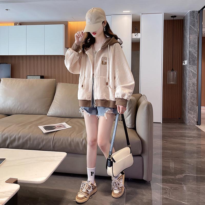 Women's Hooded Color Block Casual Jacket - Korean Style, Lightweight, Loose Fit, Petite, for Spring/Autumn 2025.