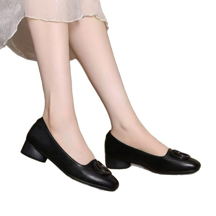 Commuter Women's Shoes Popular Soft Leather Square Single Shoes 2025 Summer New Shallow Mouth Versatile Mother Shoes High Heels Soft Sole Leather Shoe