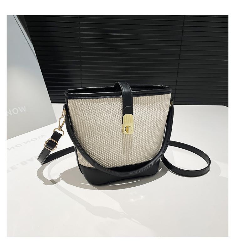 This Year, the Popular Contrasting Color Small Bag Women's 2025 New Spring and Summer Fashion Versatile Messenger Bag Super Fire Portable Bucket Bag