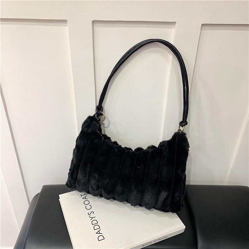 Women's Plush Shoulder Bag - 2025 Fashionable Versatile Furry Underarm Handbag with Niche Design