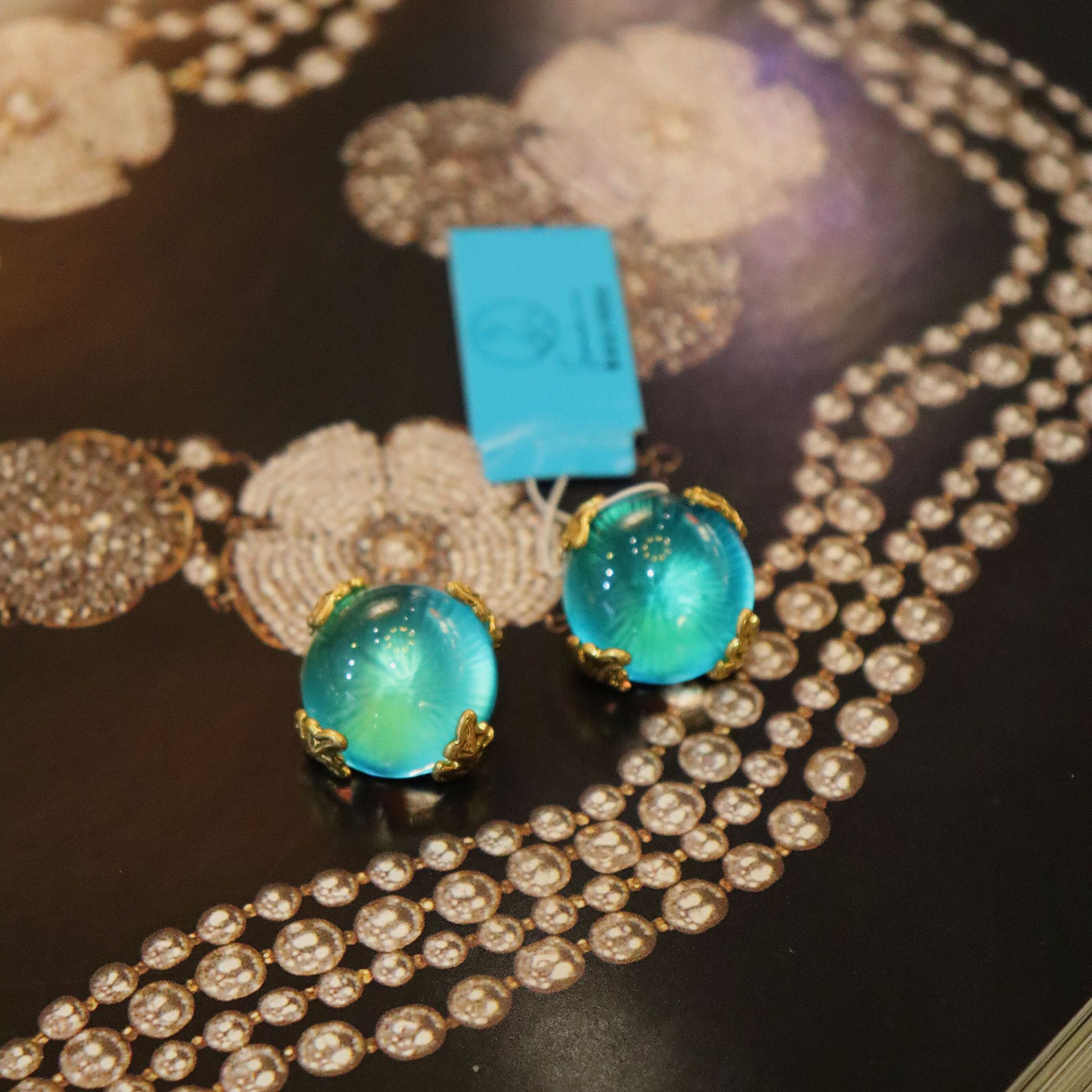 

Vintage-S4 Antique Jewelry Glazed Austrian Crystal Glazed Heavy Industry Vintage Old Gold Craft Bracelet Ears