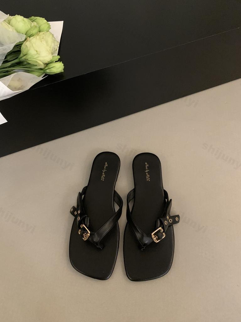 Fashion French Style Retro Belt Buckle Design Flip Flops for Women 2025 Summer Open Toes Comfortable Fashion Slippers Beach Flat Sandals