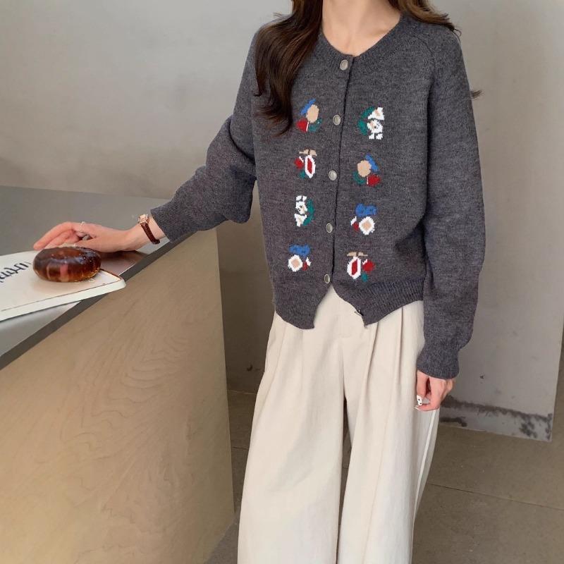 Vintage Autumn and Winter Heavy Industry Jacquard Embroidered Knitted Cardigan Women's High-end Sense Casual Loose Thickened Sweater Jacket Women