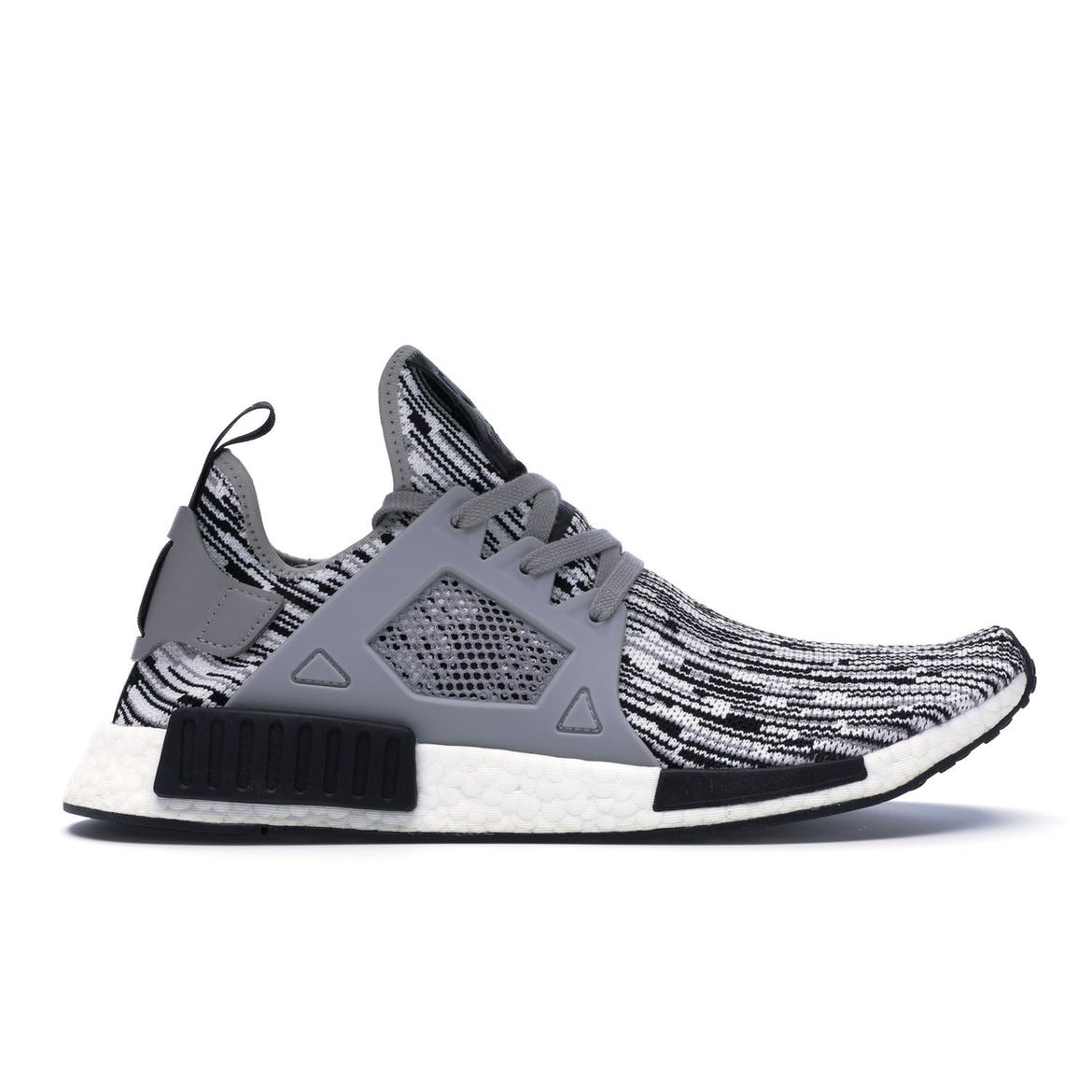

Мужские кроссовки adidas NMD_XR1 Primeknit Oreo Black Core-Black Solid-Grey BY1910