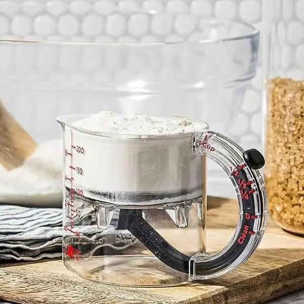 4-in-1 Adjustable Measuring Cup Multi-Functional Measuring Cup with Scraper-Style Seal Base Measurings Cube Cups for Cooking