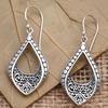 1 Pair Minimalist Vintage Boho Style Hollow Floral Metal Earrings