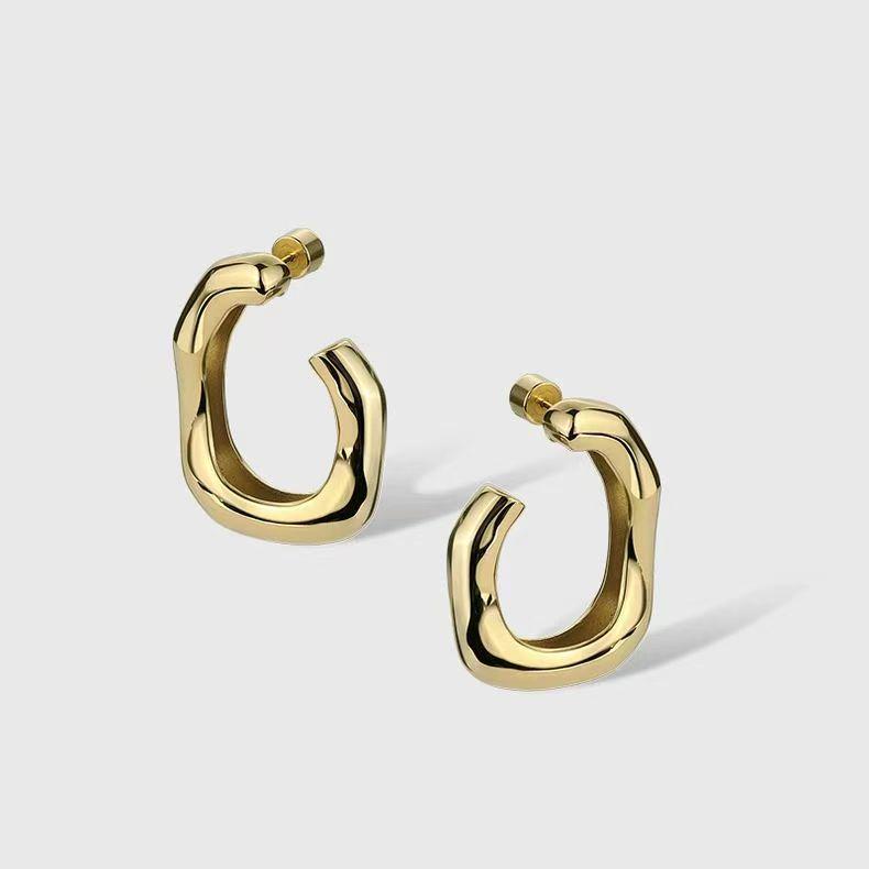 Song Jia Retro Gold Hoop Earrings: High-End Geometric Lines, Light Luxury Design