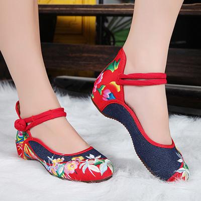 Women Elegant Art Party Casual Flat Chinese Style Flower Embroidered Cloth Shoes