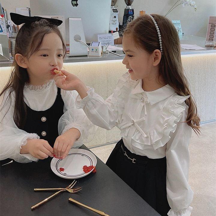 Biała Koronkowa Koszula Lolita z Kokardą z Długim Rękawem dla Dziewczynek: Styl koreański, Wszechstronny, Słodki na wiosnę i jesień