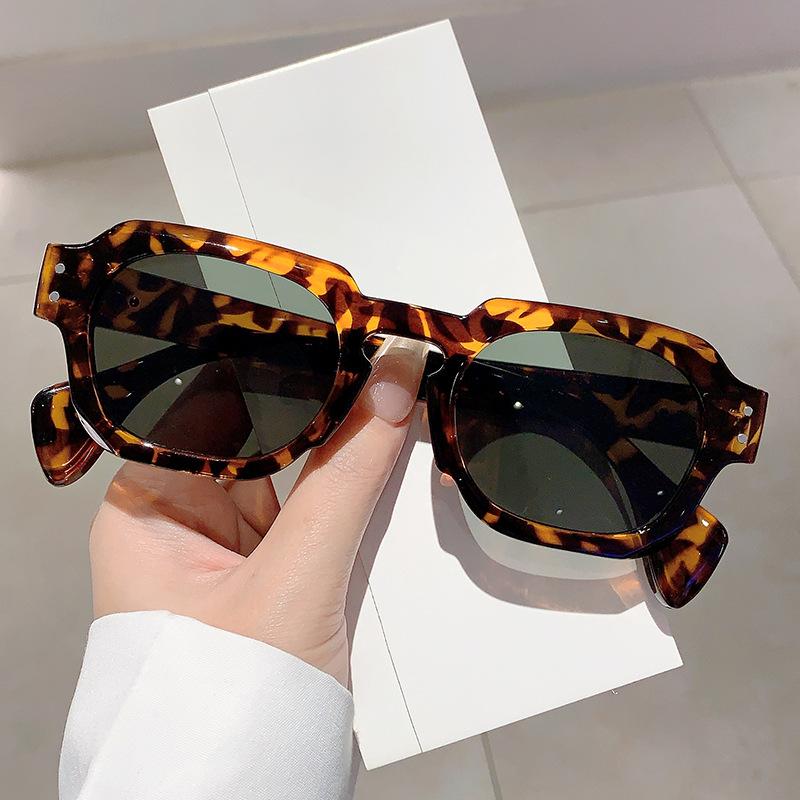 New Vintage Rectangle Sunglasses Men Women Retro UV400 Luxury Brand Design Fashion Shades Eyewear Goggles