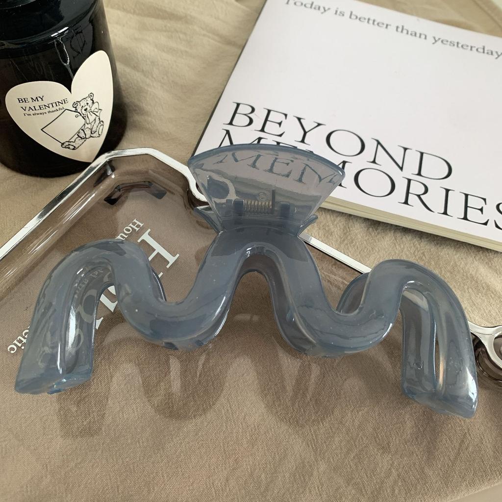 Fashion Hair Clips for Women Large 13cm Plastic Hair Claw Elegant Colorful Solid Color Girl Hair Accessories Hair Clip Claw Clip