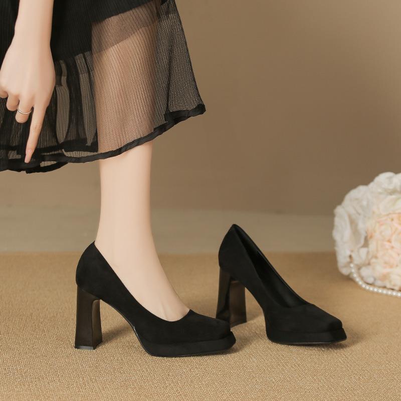 - High heels for women's autumn and winter new waterproof table Mary Jane shoes thick heel pointed head shallow mouth single shoes for women