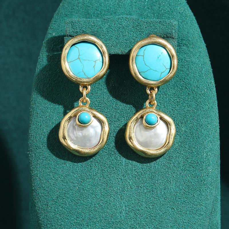 Yong Nuo Vintage Retro Jewelry: High-End, Colorfast Antique Earrings