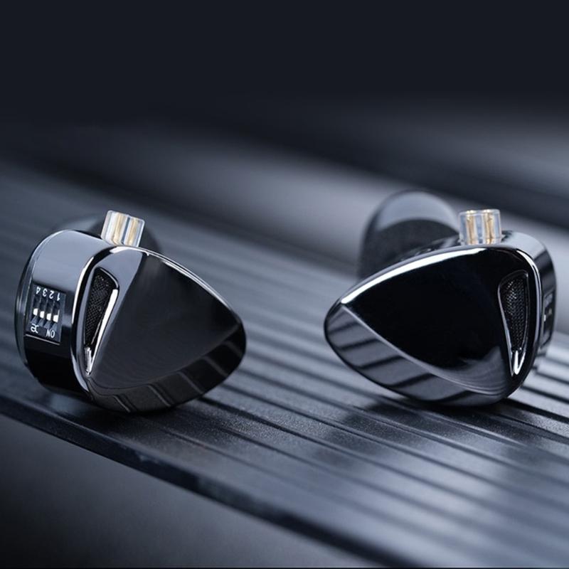 Professional 6Driver In Ear Headphones with Electronic Crossovers Technology for Studio Quality Sound Live Performances